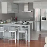 Paula ثي